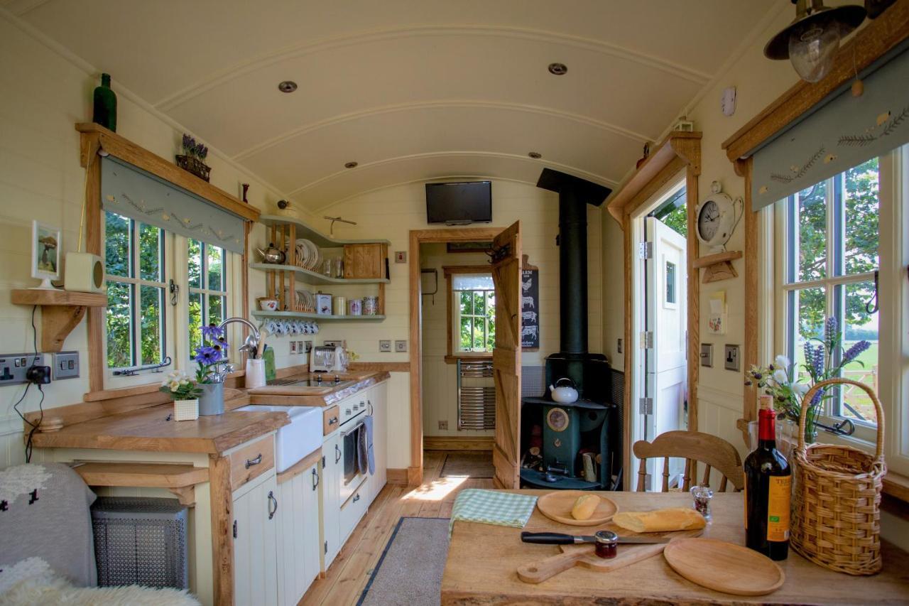 The Abberton Shepherds Hut Evesham Bagian luar foto