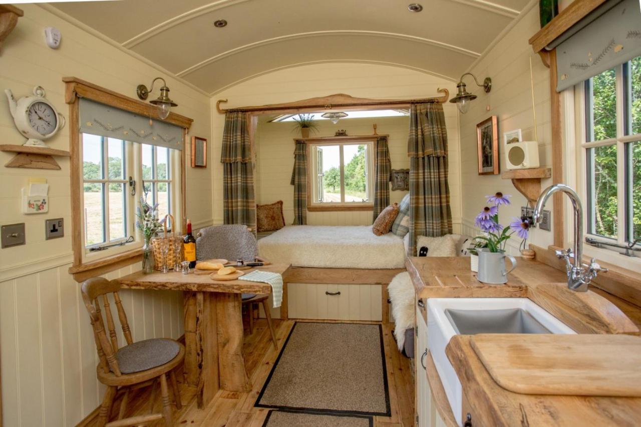 The Abberton Shepherds Hut Evesham Bagian luar foto
